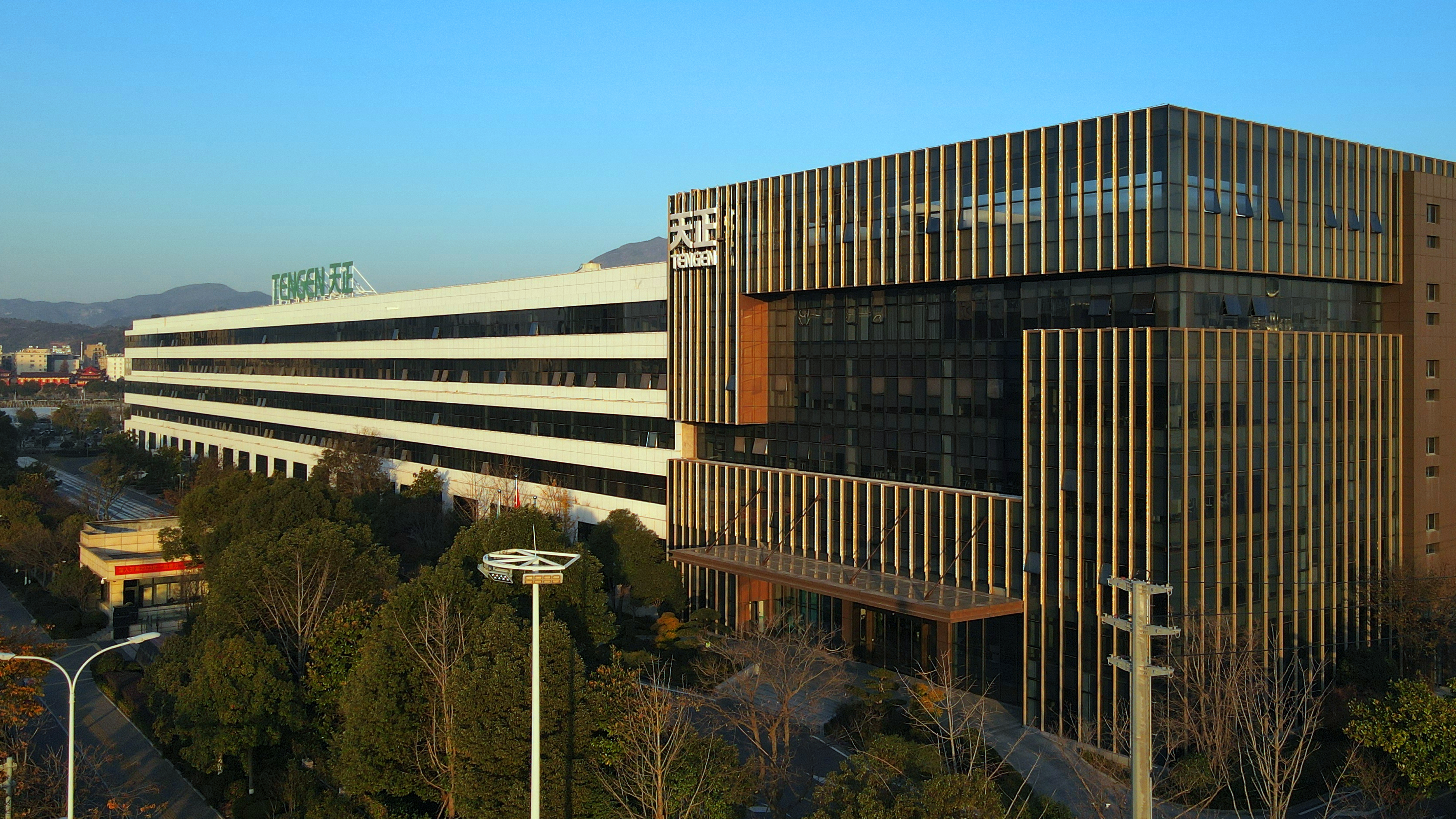 位列榜首！ayx入口获评“最美工厂”荣誉